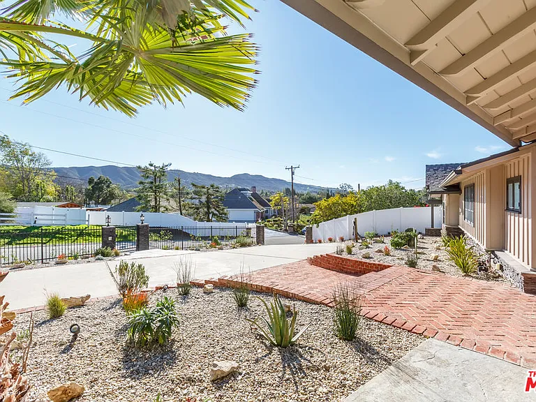 835 Camino Santos Reyes — Photo 3