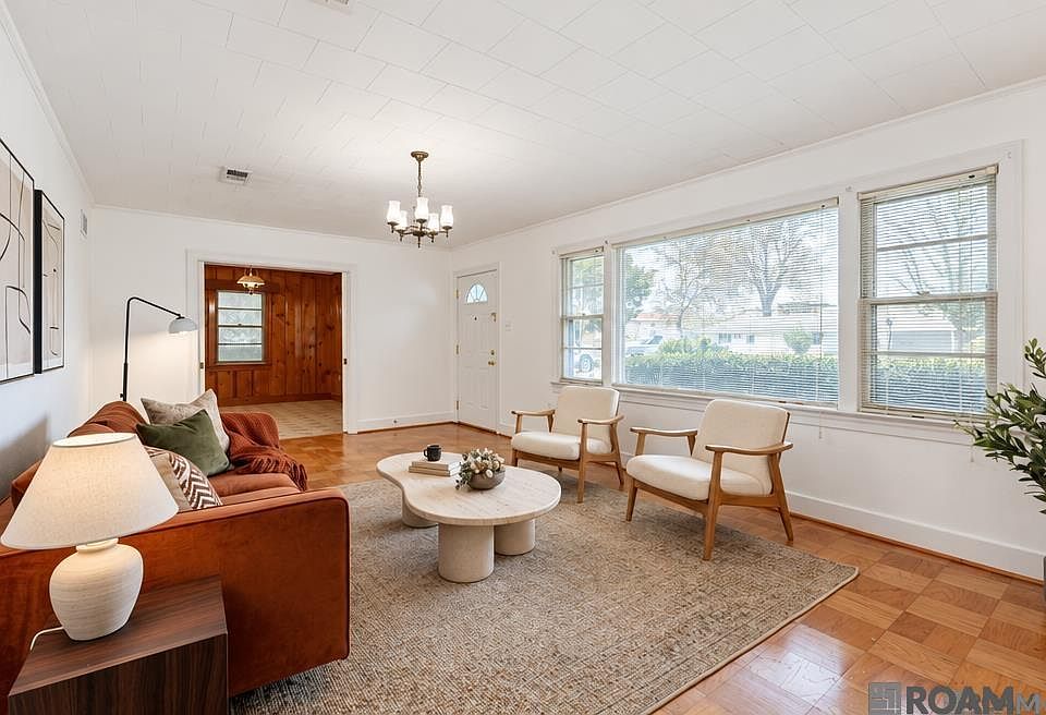 1st image of 819 Avenue F