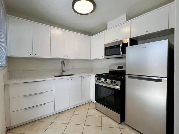 2005-15 Grand Ave and 4327-33 Morrell St, 2005-15 Grand Ave #2011, San Diego, CA 92109