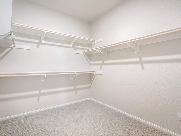 40530 Melrose Dr — Photo 28