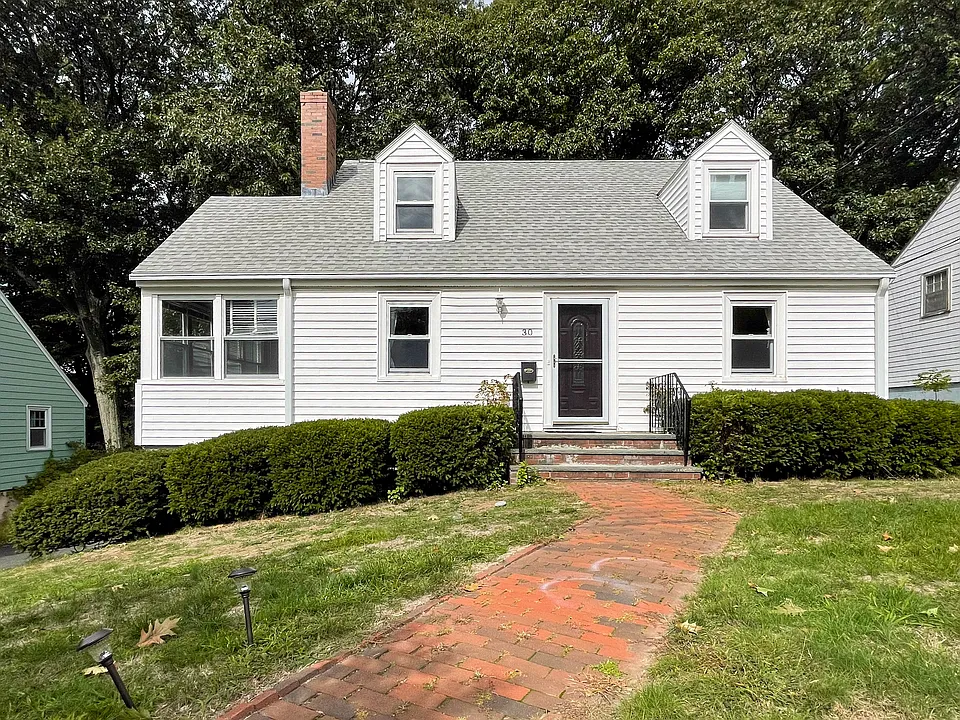 30 Oakmont Rd