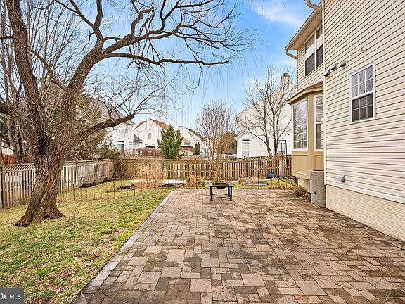 4th image of 1616 Candlewood Pl NE