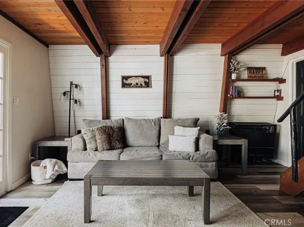 396 Kern Ave, Sugarloaf, CA 92386