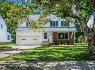 1216 Ford Rd, Lyndhurst, OH 44124