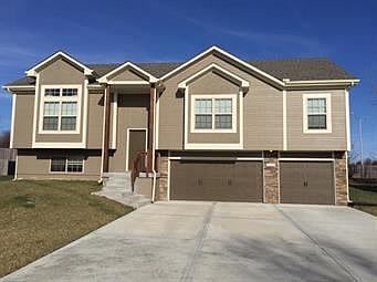 1st image of 5320 NE Scenic Dr