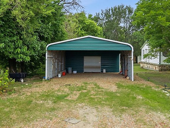 4th image of 658 County Road 5012