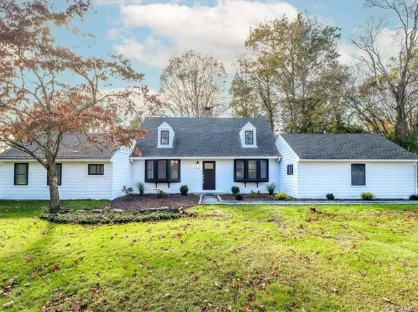 214 Berkshire Road, Newtown, CT 06482