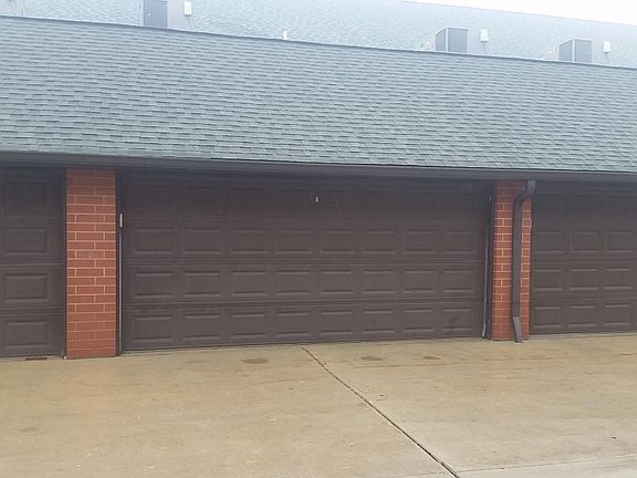 2nd image of 3370 Brooke Ave Unit 308