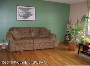 22 Old Mill Rd, Wilkes Barre, PA 18702