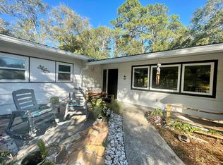 105 21st Ave, Apalachicola, FL 32320