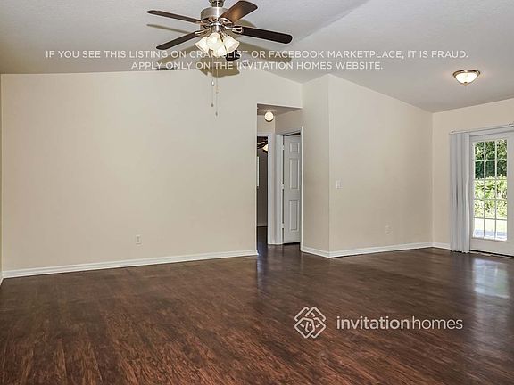3rd image of 1052 Mosaic St