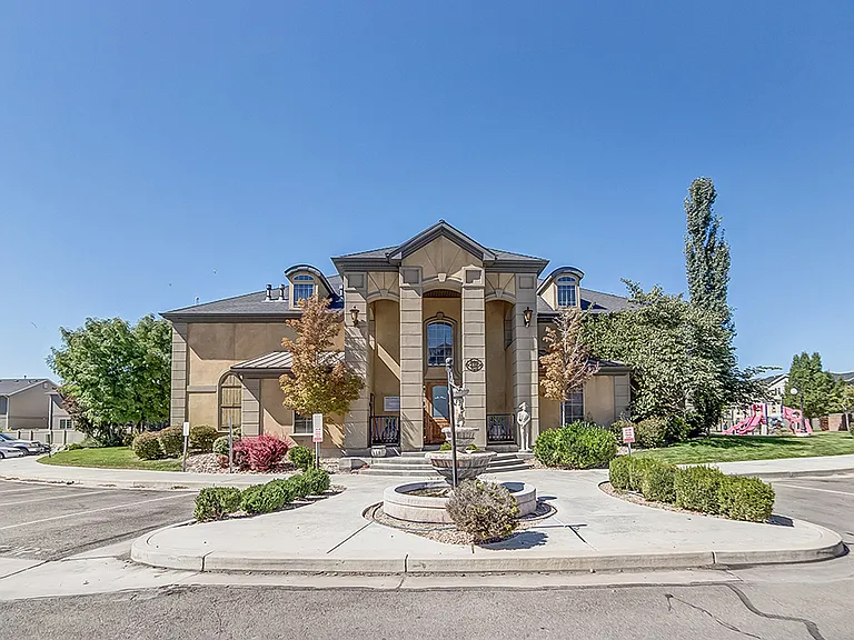 The Belle Monet Clubhouse has an outdoor pool and hot tub, a fitness room, a racquetball court, a kitchen and entertaining space, and a movie theater room. Best of all, you can reserve the space for parties, and this condo is directly across the street!