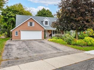 553 Paradise Cres, Waterloo, ON N2T2J8