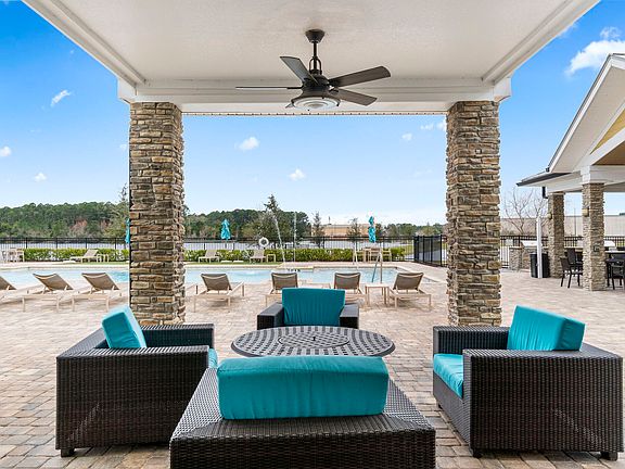 Come relax in upscale living at Broxton Bay