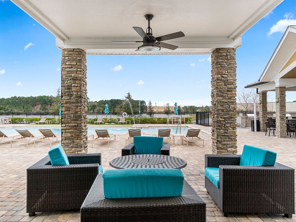 Come relax in upscale living at Broxton Bay