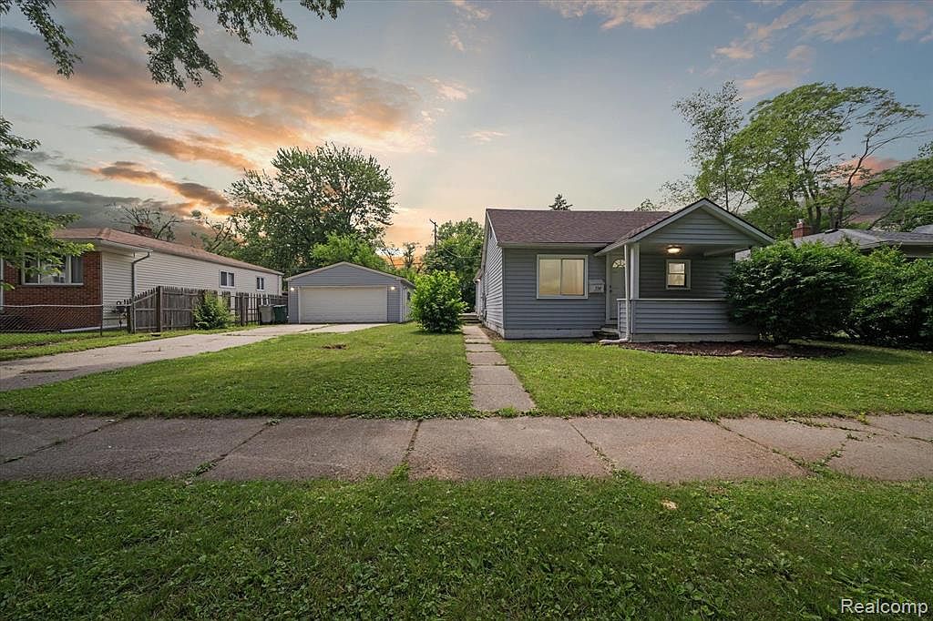 334 E Madge Ave, Hazel Park, MI 48030 Zillow