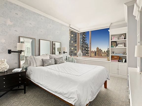 5th image of 524 E 72nd St APT 32CDE
