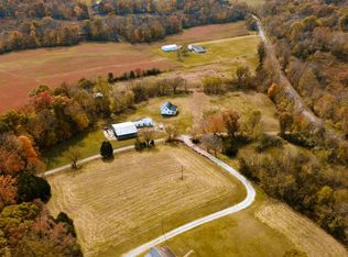 162 Yellow Springs Rd, Elizabethtown, IL 62931