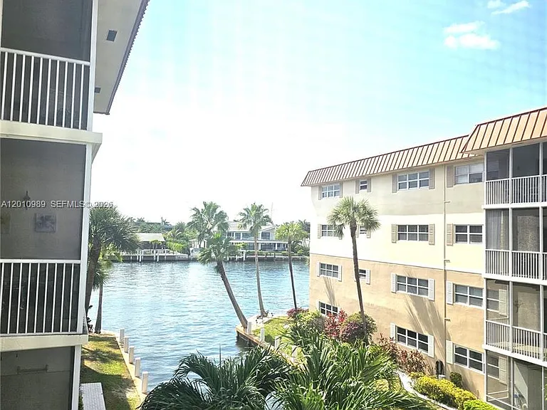 2097 S Ocean Dr #305 — Photo 16