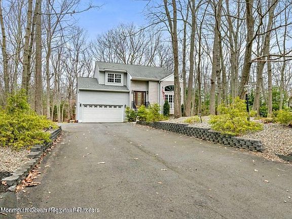 2nd image of 502 Cobain Rd