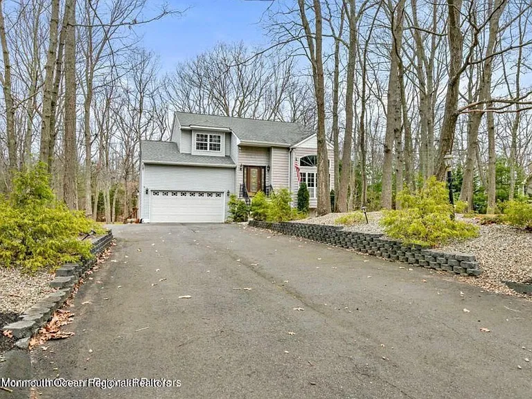502 Cobain Rd — Photo 2
