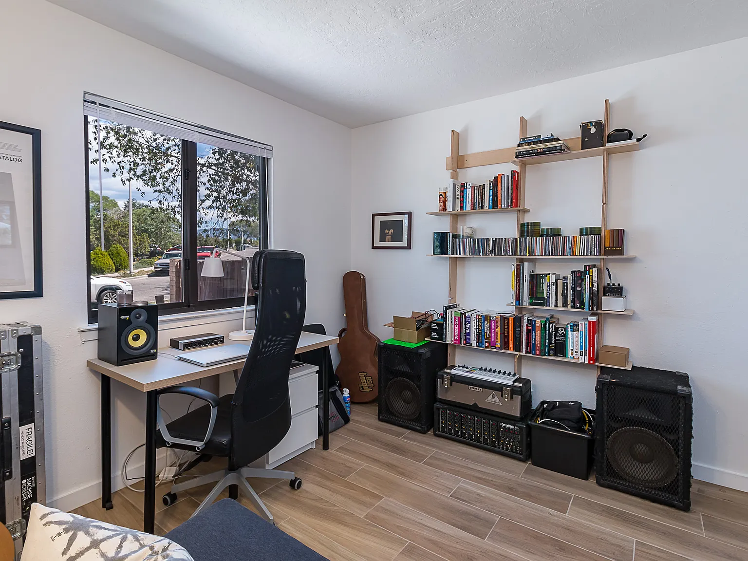 2 bed, 850 sqft, $1,840 — Photo 4