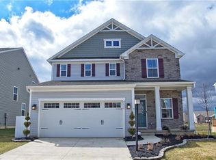 9272 Nash Ln, North Ridgeville, OH 44039