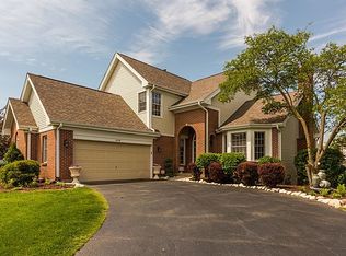 640 Rose Ln, Bartlett, IL
