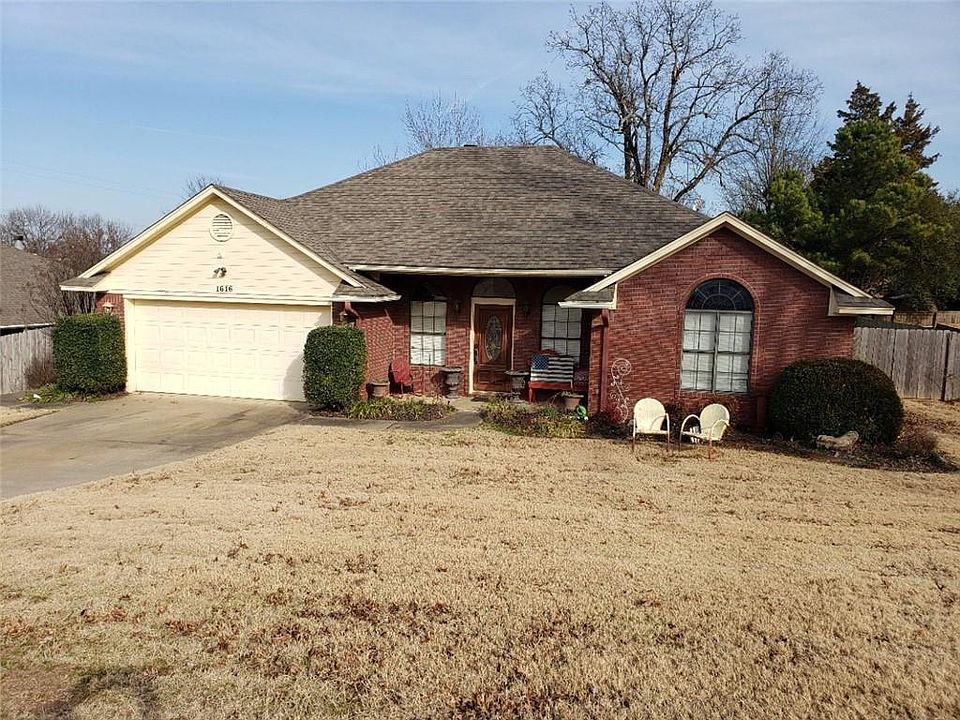 1st image of 1616 Broken Hill Dr