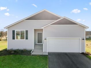 1354 Wisteria Ln, New Richmond, WI 54017