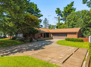 515 S Silver St, Louisville, OH 44641
