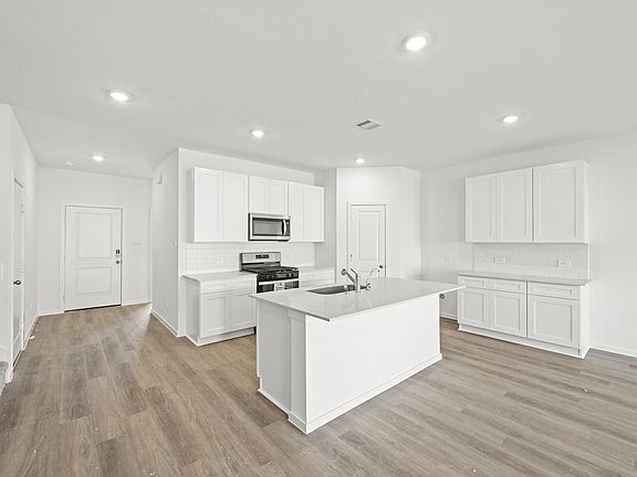 4th image of 27517 Serene Pine Dr