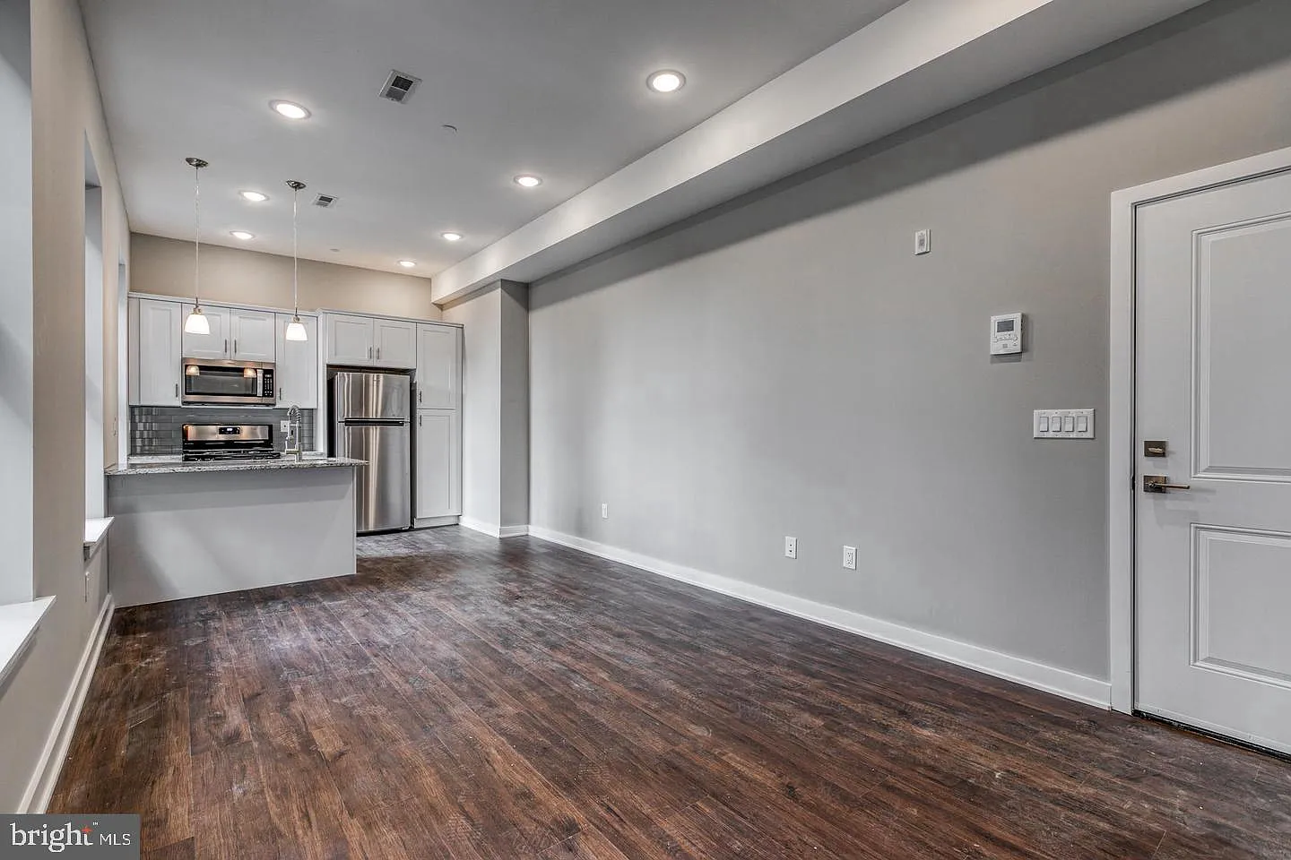 2 bed, 1569 sqft, $2,095 — Photo 2