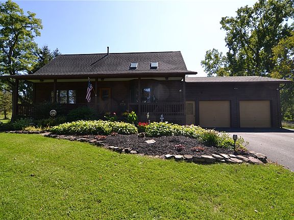 2nd image of 4740 Darby Rd
