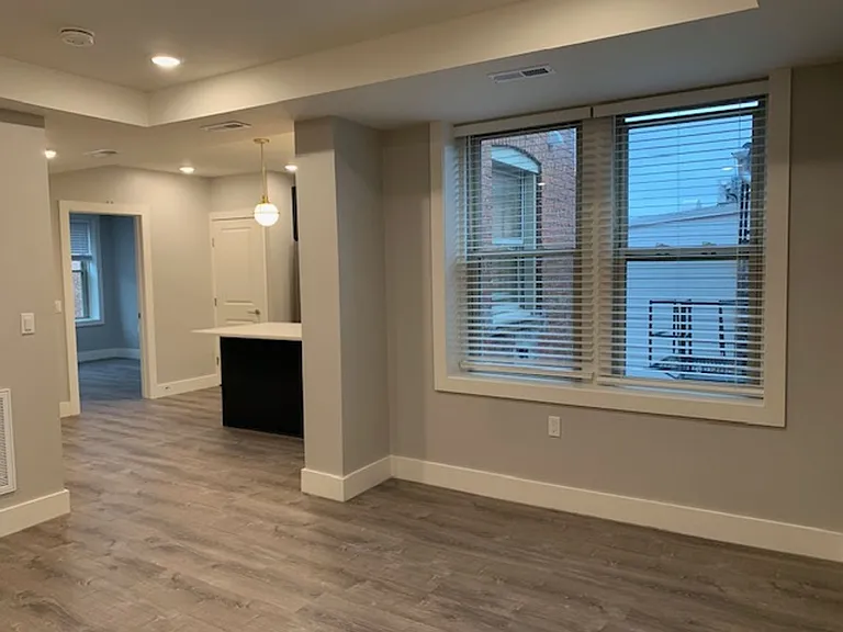 1825 Vernon St NW — Photo 4