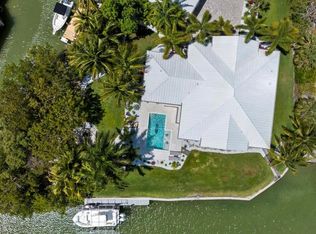 216 Goodland Dr E, Goodland, FL 34140