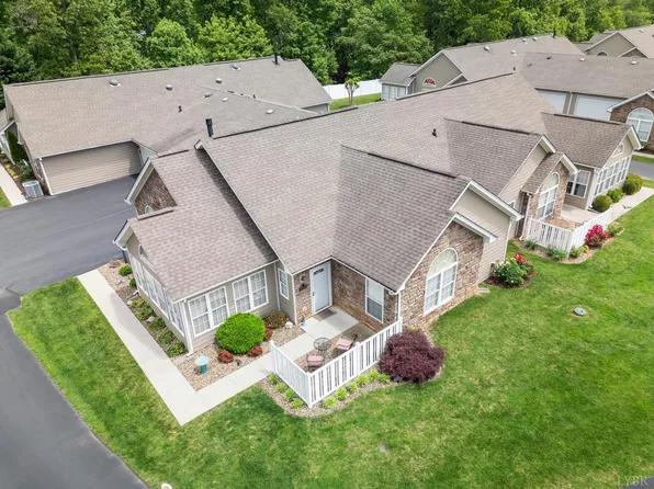 1273 Jefferson Way, Forest, VA 24551