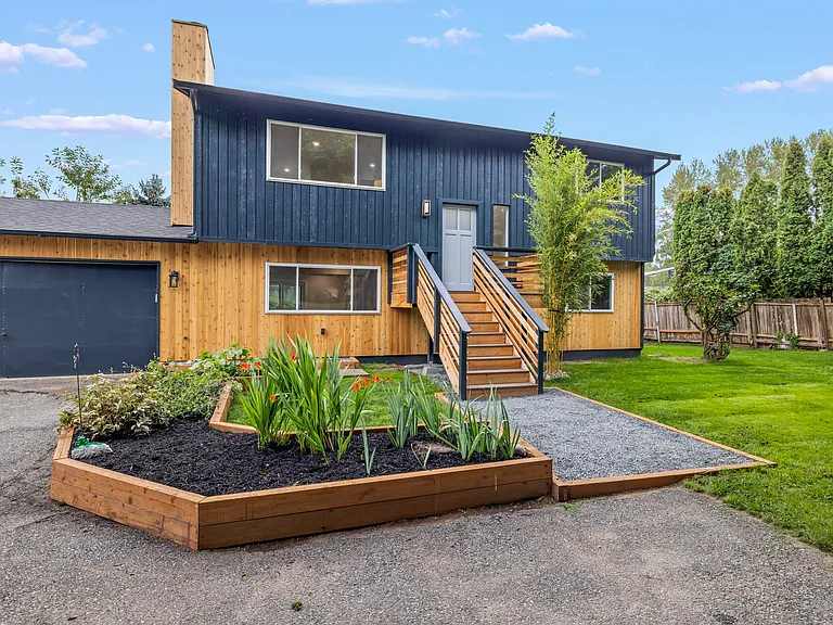 920 207th Pl SE — Photo 34
