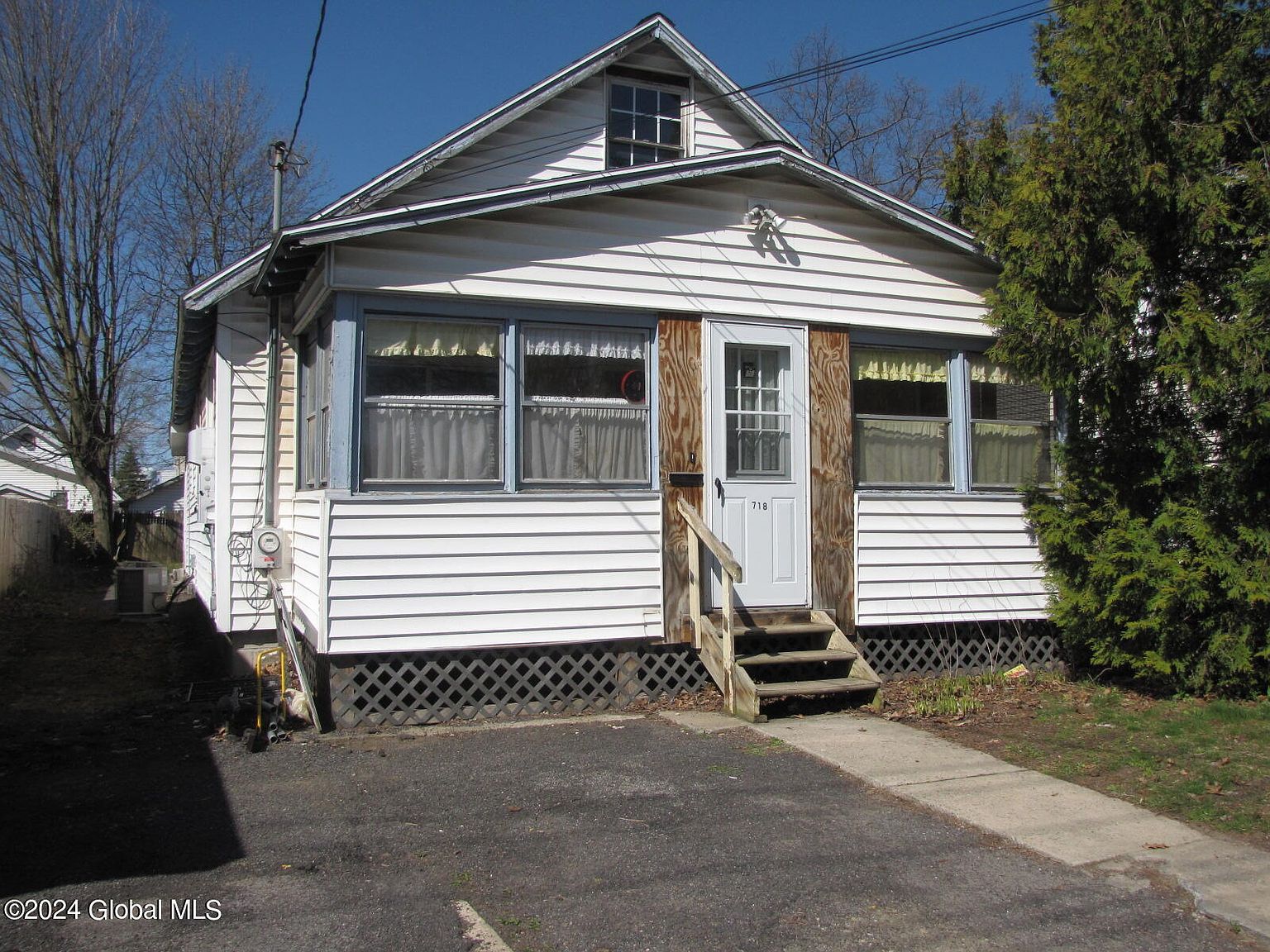 718 Draper Avenue, Schenectady, NY 12306 Zillow