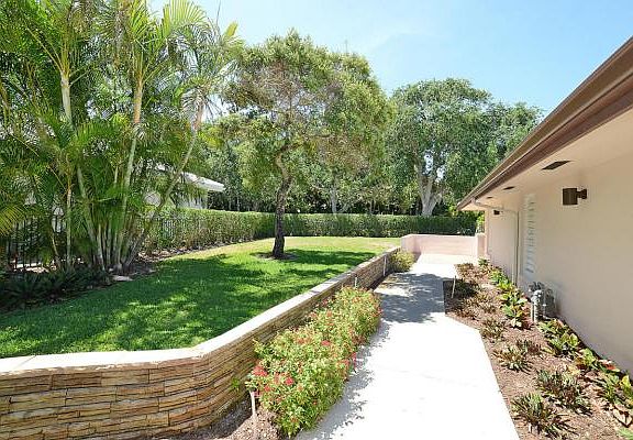 Home For Sale In Boca Marina