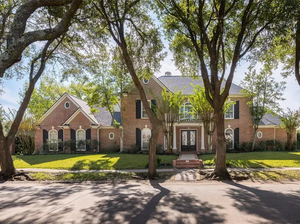 81 The Oval St, Sugar Land, TX 77479