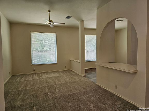 3rd image of 14711 OAK BRIAR