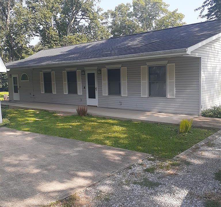 1st image of 102 Athlone Dr