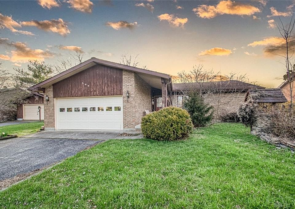1st image of 599 Lakengren Dr