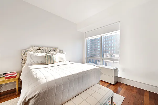 Rented by CORE | media 32