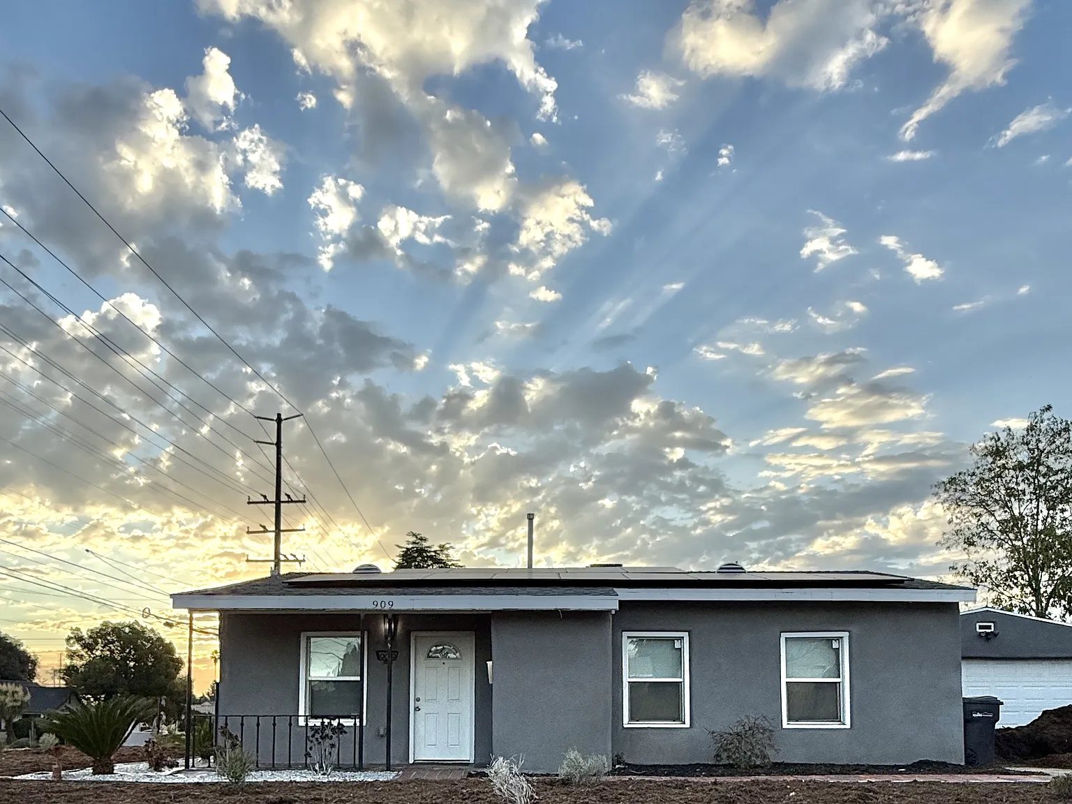 4 bed, 1349 sqft, $2,995 — Photo 1