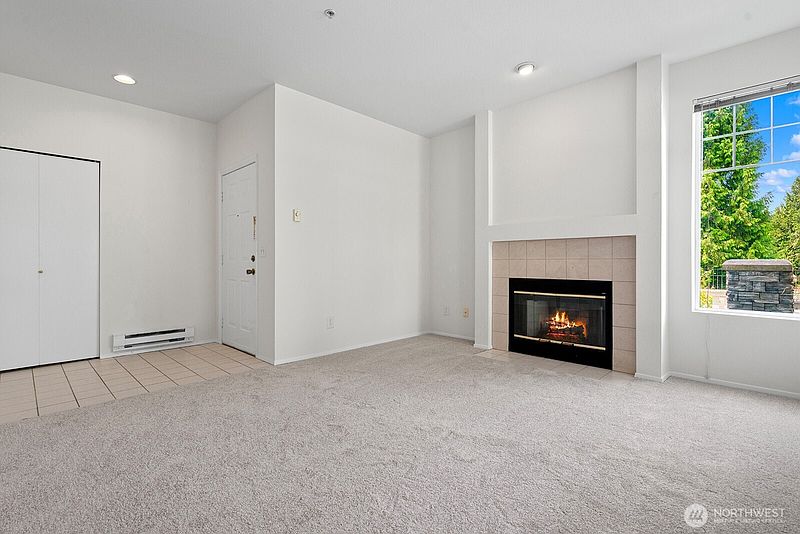 4th image of 23501 54th Avenue S #1-1