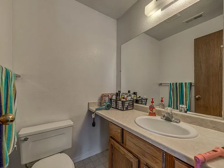 724 W 1720 N #312 — Photo 10