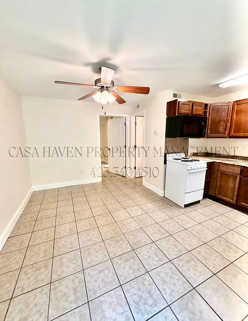 Leach Apartments Unit #307 | 1 Bed , 1 Bath | Johnson City, TN — Photo 1