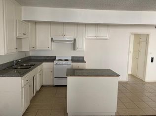 1719 259th St APT 10, Lomita, CA 90717